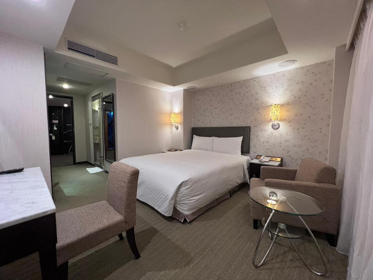 Forward Suites Ⅰ Taipei Exterior foto