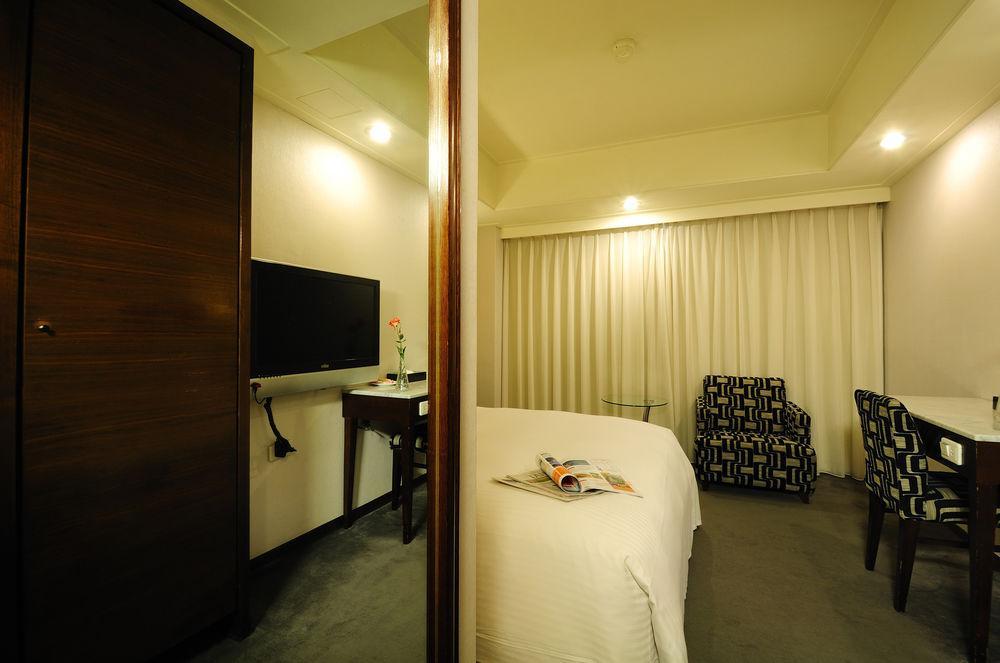 Forward Suites Ⅰ Taipei Exterior foto