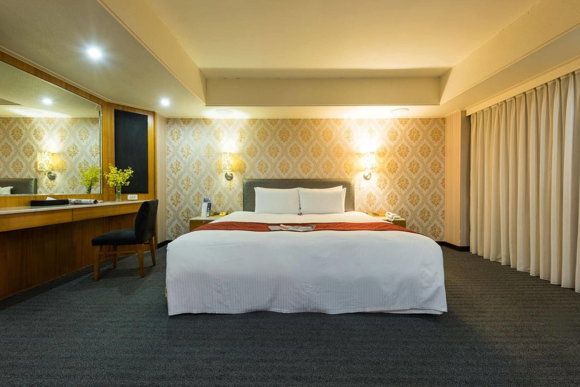 Forward Suites Ⅰ Taipei Exterior foto