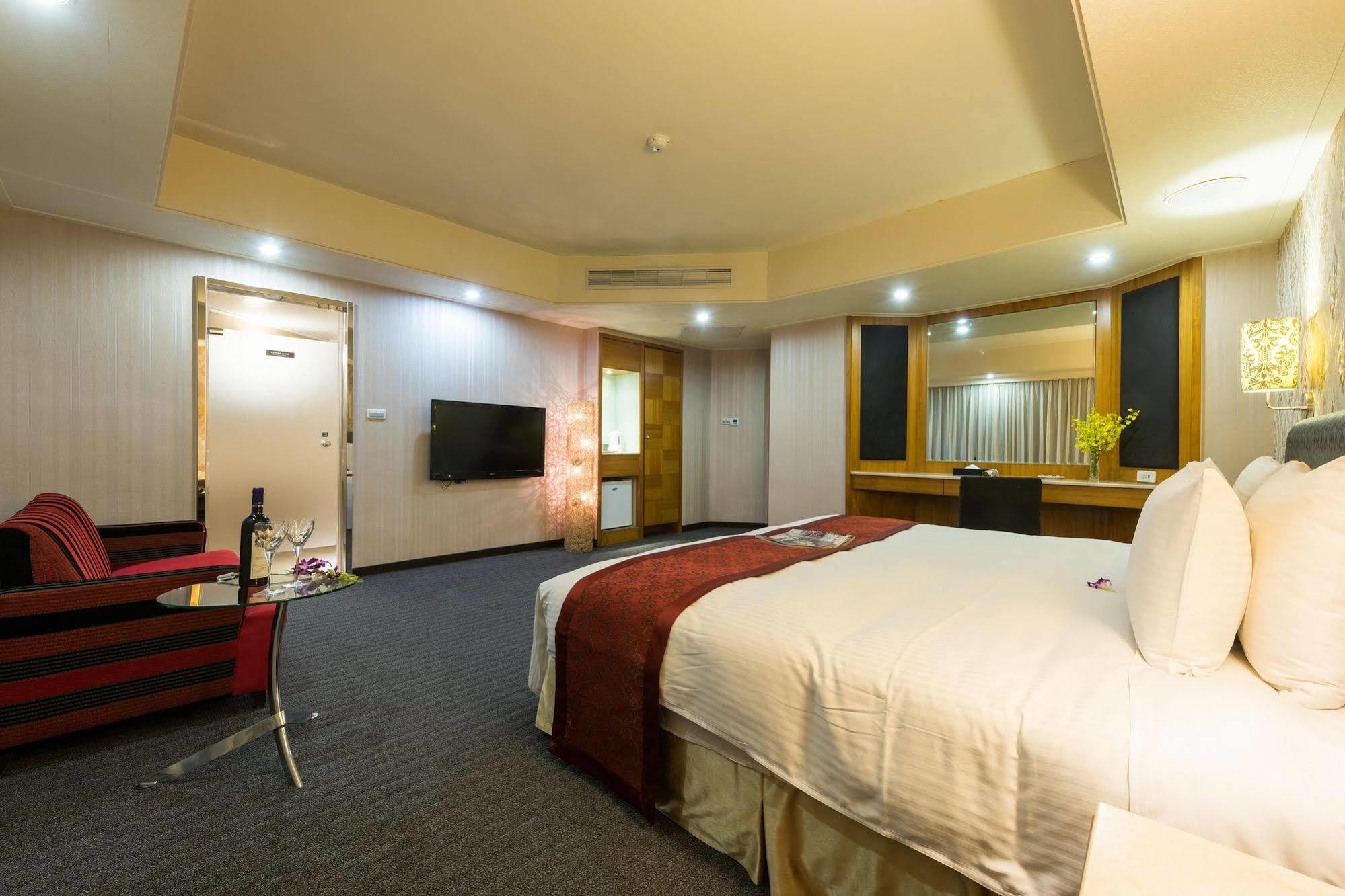 Forward Suites Ⅰ Taipei Exterior foto